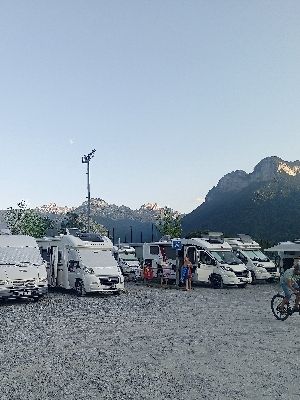 Aire De Camping-cars
