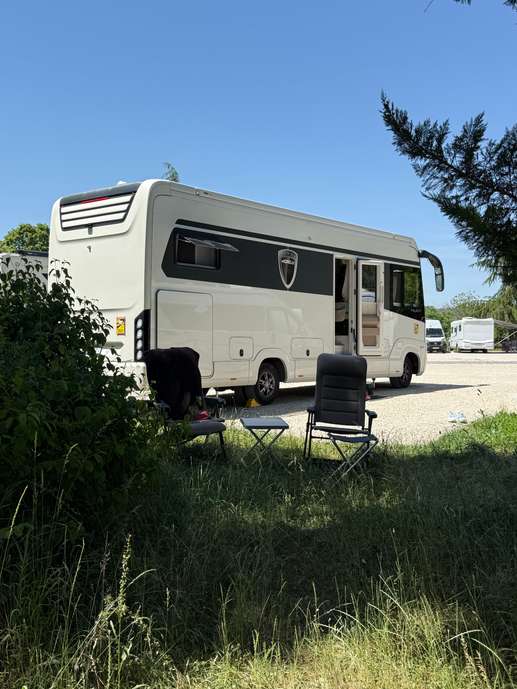 Een foto toegevoegd aan een locatie