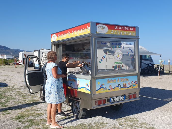 Area 51 sosta camper attrezzata