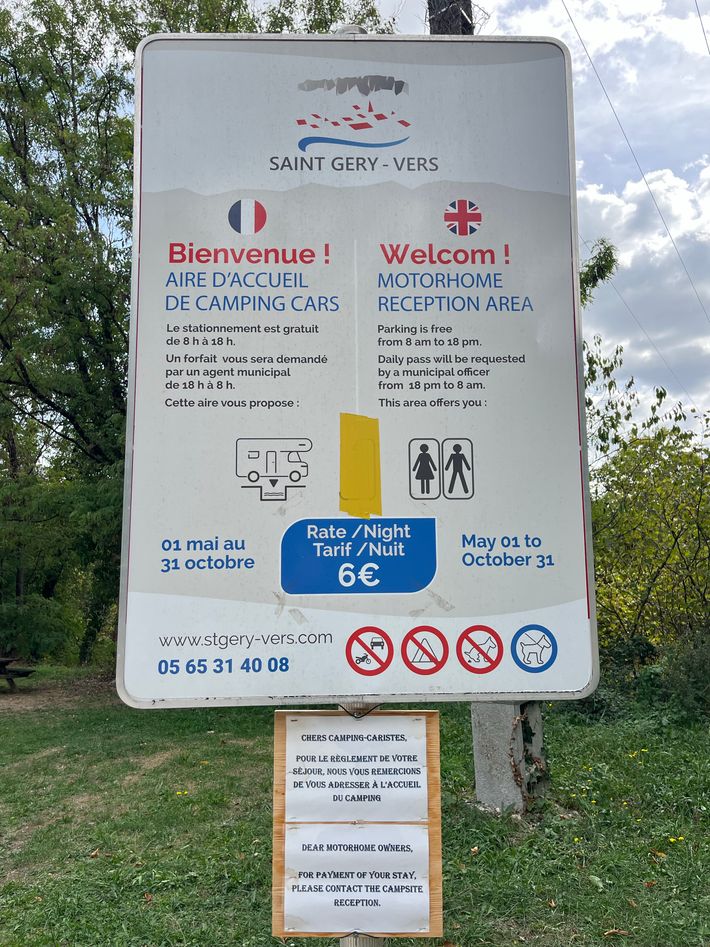Aire de Camping-Car Vers