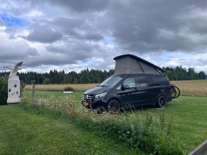 Ekebacken Gård & MC-camping