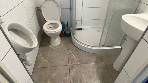 Einem Ort wurde ein Foto hinzugefügt