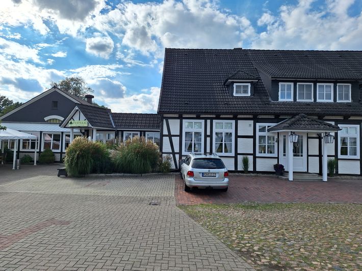 Landgasthaus Hotel "Zur alten Linde"