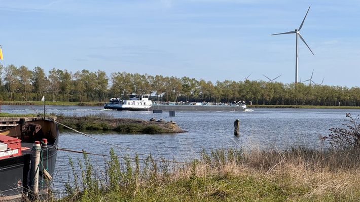Camperplaats 't Eiland, Sas van Gent