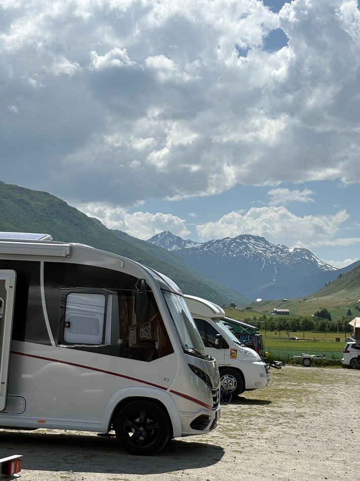 Gotthard Camping Andermatt