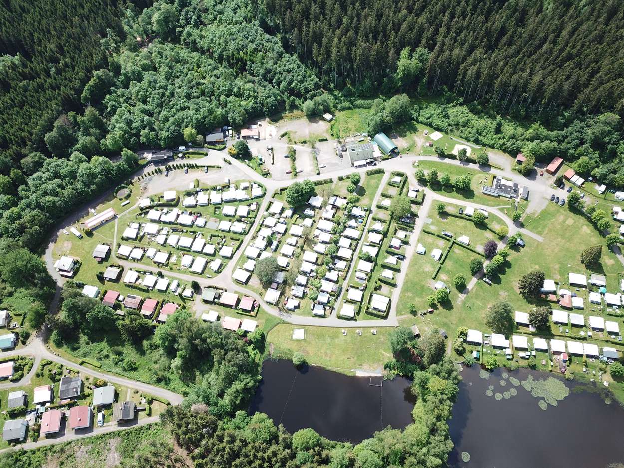 familienzelt winter Alfheim 12.6 M² Glamping-Zelt GERMANY Colour:BLKWH Ultimate Camping Checklist: Must-have