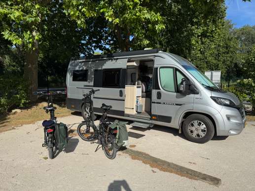 Een foto toegevoegd aan een locatie