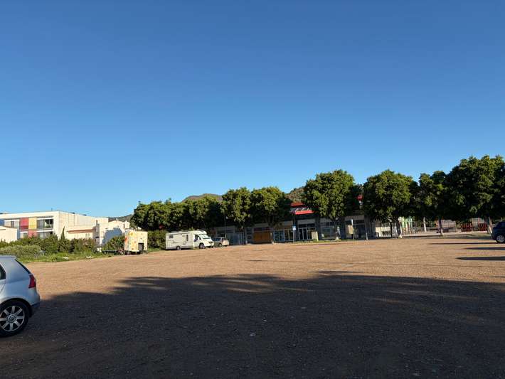 Parking Llanca