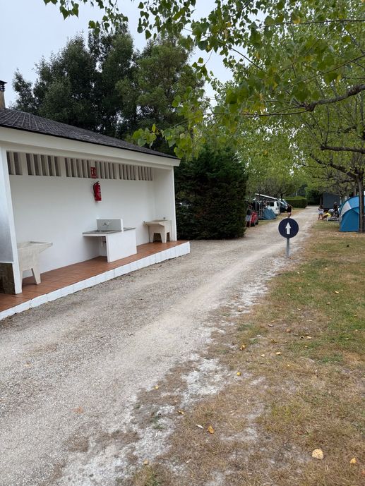 Einem Ort wurde ein Foto hinzugefügt