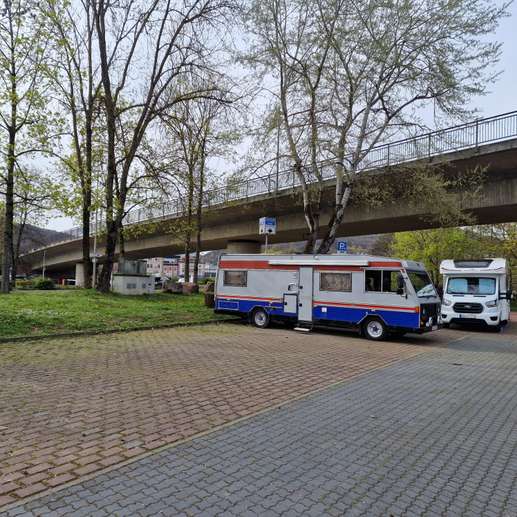 Einem Ort wurde ein Foto hinzugefügt