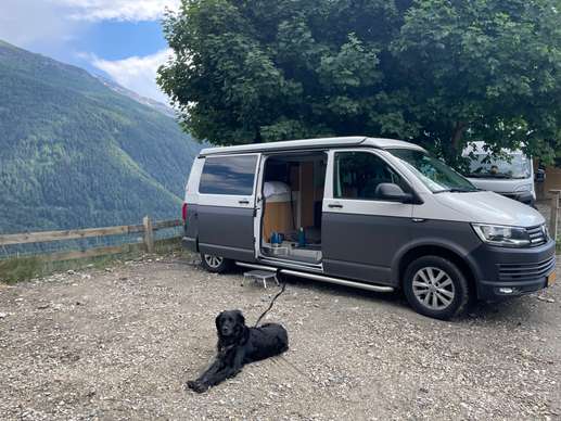 Een foto toegevoegd aan een locatie