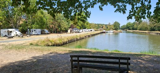 Added a photo to a location