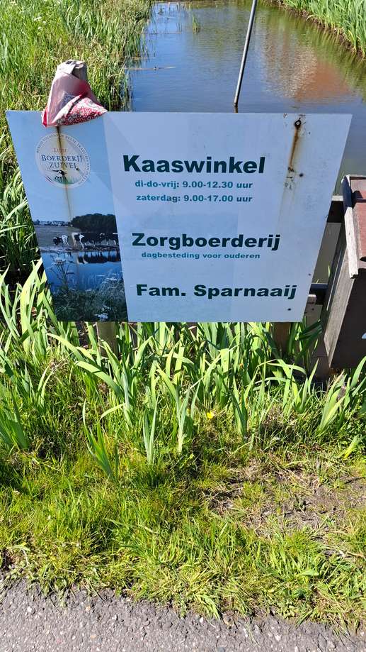 Einem Ort wurde ein Foto hinzugefügt