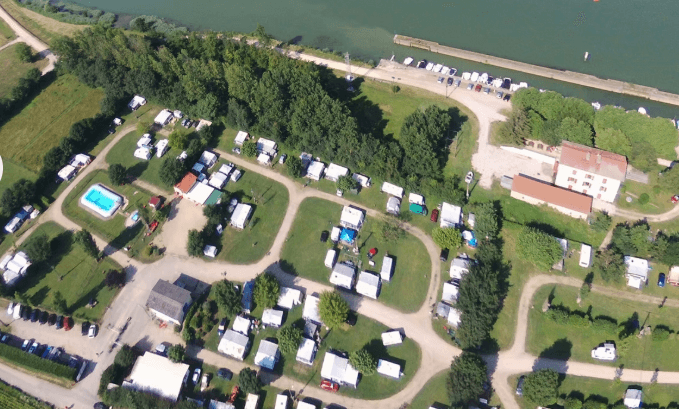 Camping Ô Fil de l'Eau