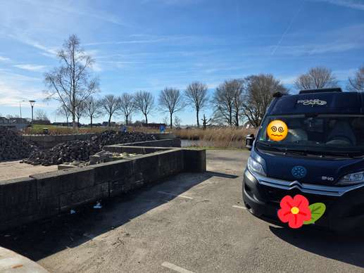 Een foto toegevoegd aan een locatie