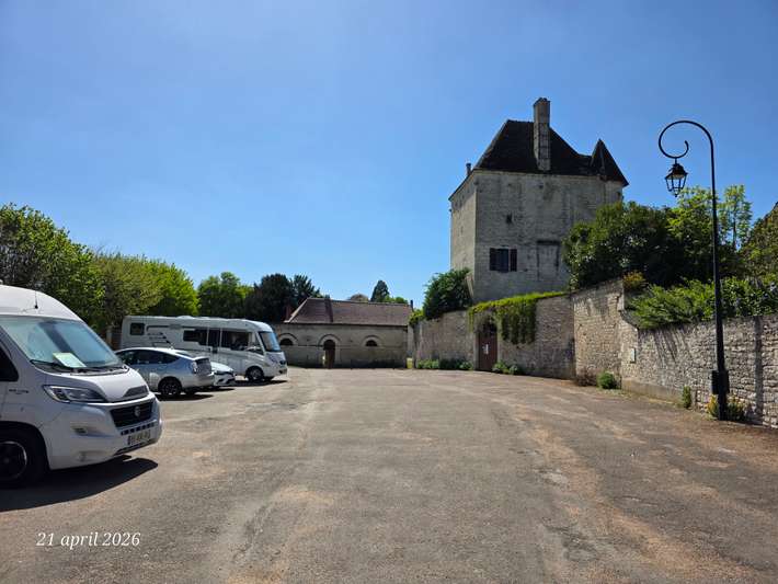 Parking Place du Donjon