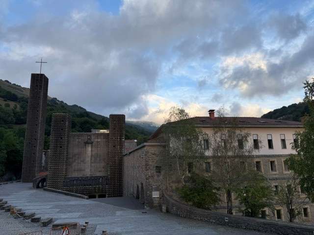 Arantzazu Carpark