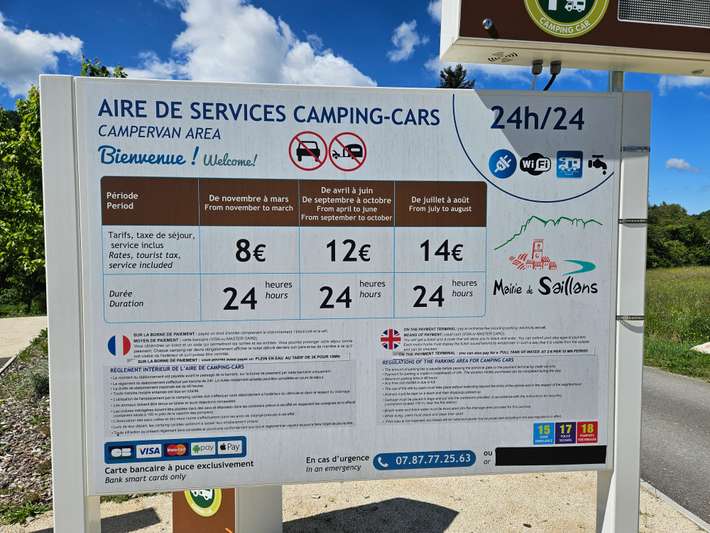 Aire Municipale de Stationnement et de Service Camping car