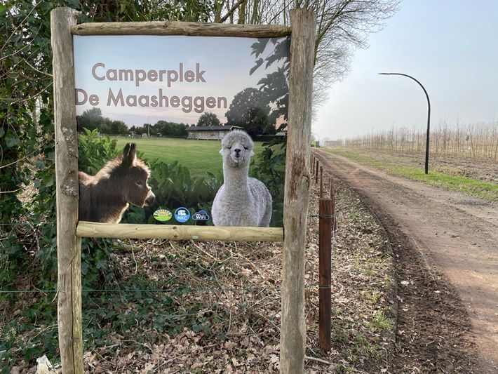 Camperplek de Maasheggen