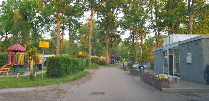 Camping Uit en Thuis