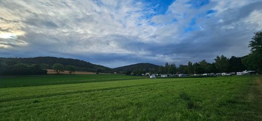 Einem Ort wurde ein Foto hinzugefügt