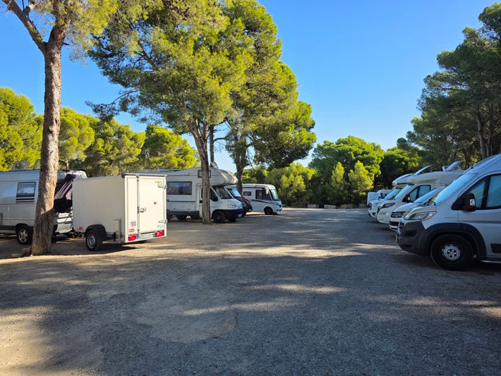 Aparcament Torre Mora
