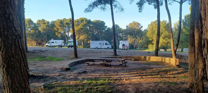Aparcament Torre Mora