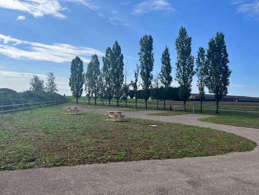 Added a photo to a location
