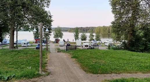 Added a photo to a location