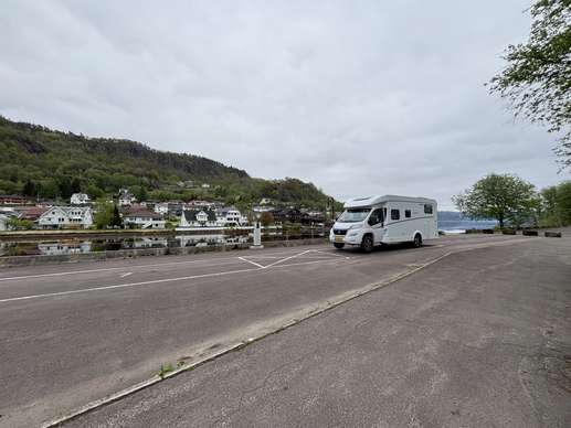 Een foto toegevoegd aan een locatie