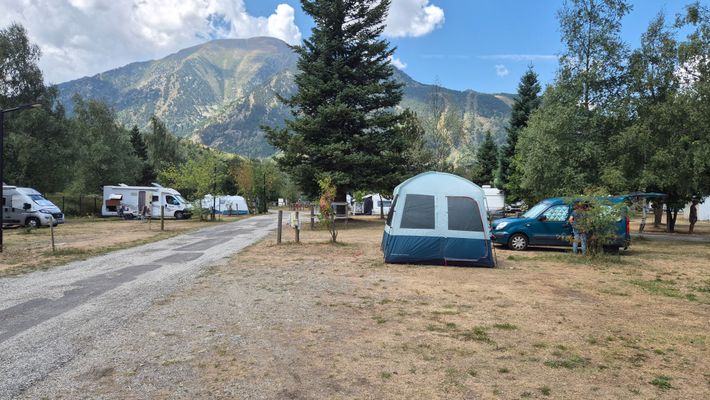 Camping La Riviere