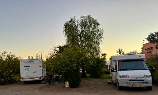 Einem Ort wurde ein Foto hinzugefügt