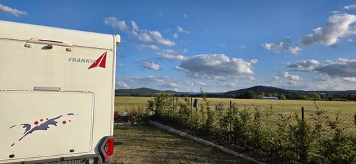 Einem Ort wurde ein Foto hinzugefügt