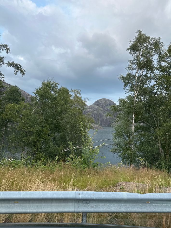 Stemmetjørna Badeplass