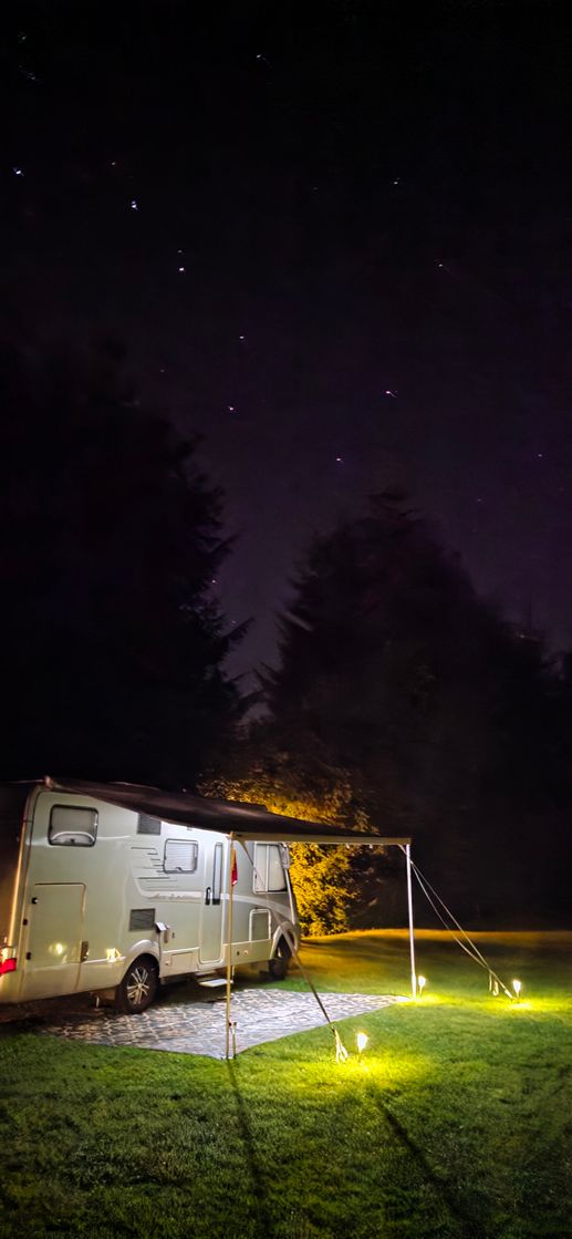 Einem Ort wurde ein Foto hinzugefügt