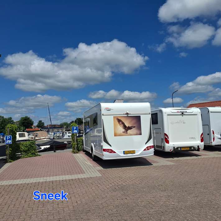Camperplaats Marinaveste Campevaer Sneek