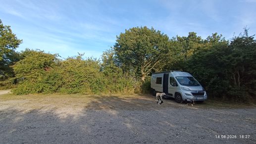 Einem Ort wurde ein Foto hinzugefügt