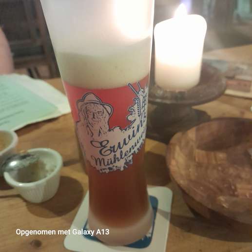 Einem Ort wurde ein Foto hinzugefügt