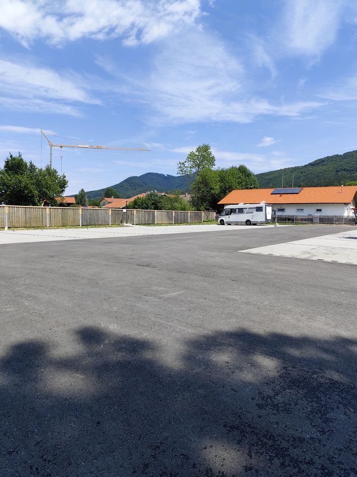 Wohnmobilstellplatz am Sportzentrum