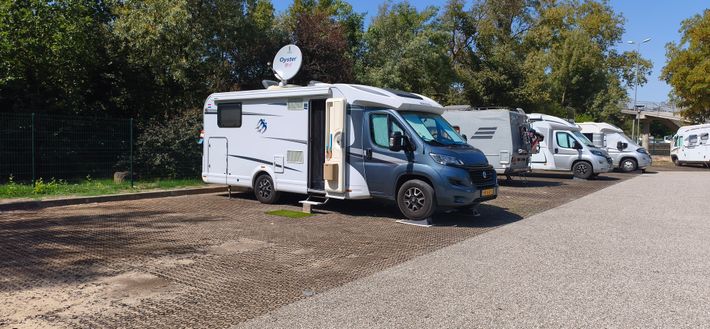 Camping-Car Park Castelnaudary (Canal-du-Midi)