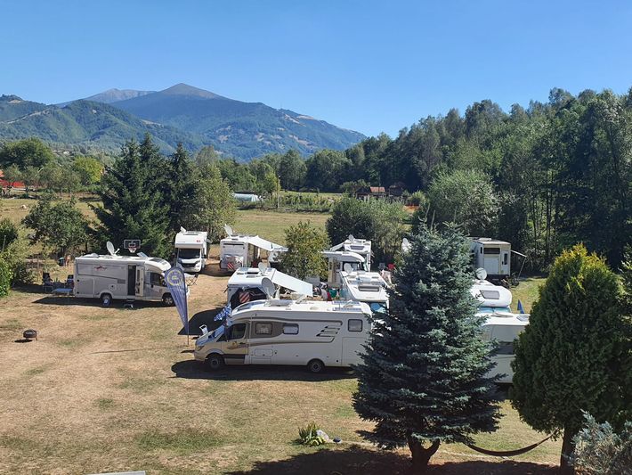 Camping Casa Dorina Petrila