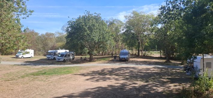 Aire de Camping-Car Ancien Camping